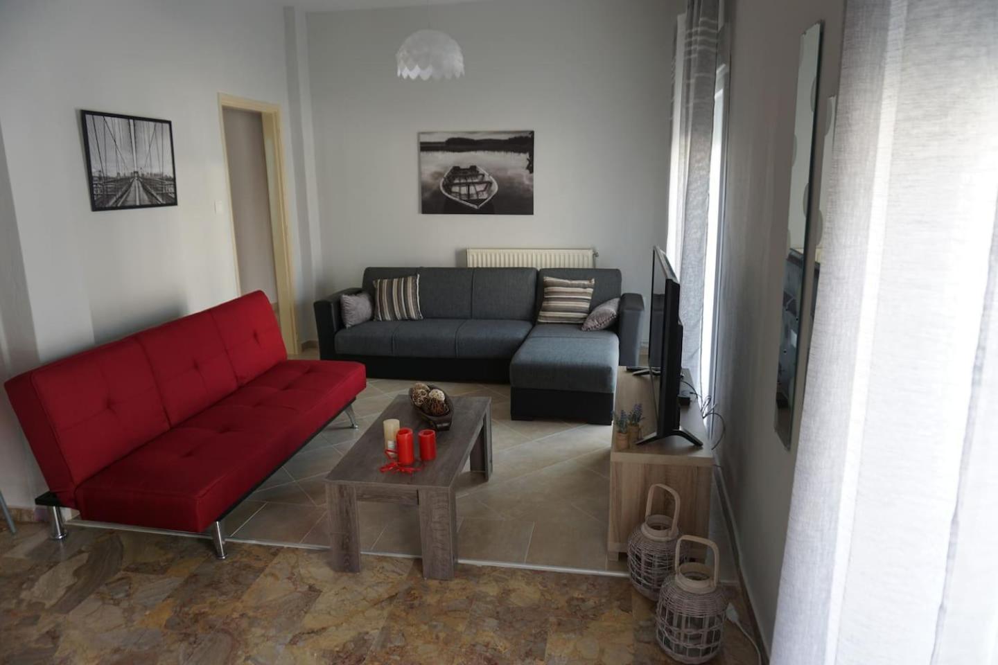 Seaside Family Apartment In Paralia Dionisiou Bagian luar foto