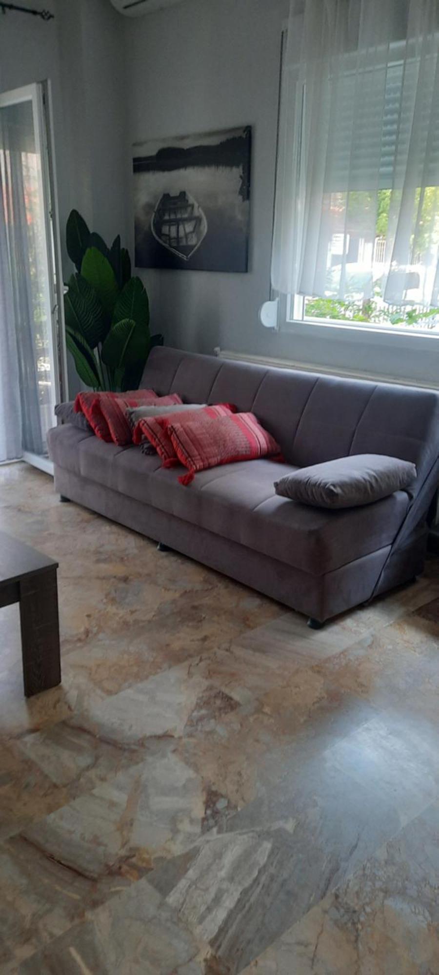 Seaside Family Apartment In Paralia Dionisiou Bagian luar foto