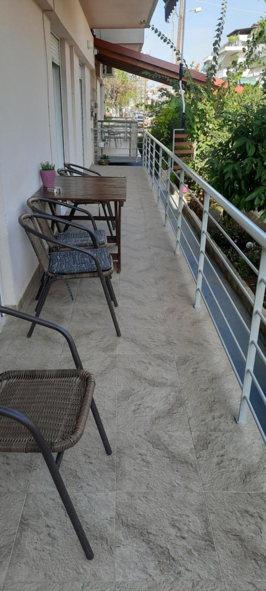 Seaside Family Apartment In Paralia Dionisiou Bagian luar foto
